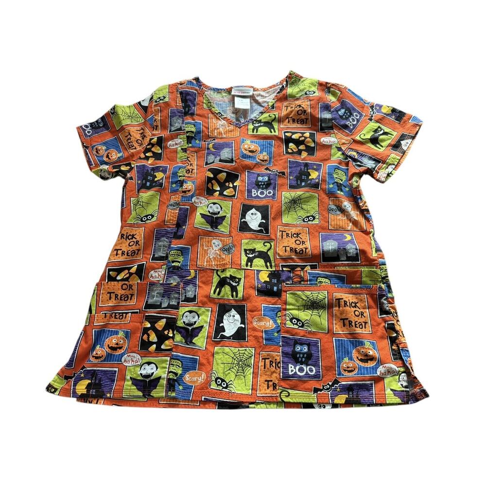 Halloween V Neck ScrubStar Top Womens Medium Short Sleeve‎ Pockets Spooky Season